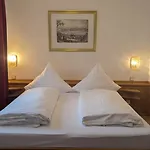 Rose Frühstückspension 3*