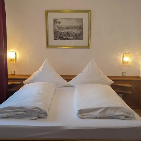 Rose Bed & Breakfast *
